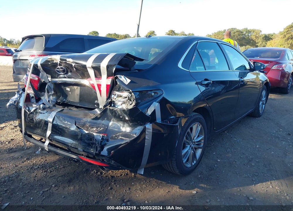 2017 TOYOTA CAMRY SE VIN: 4T1BF1FK0HU364053