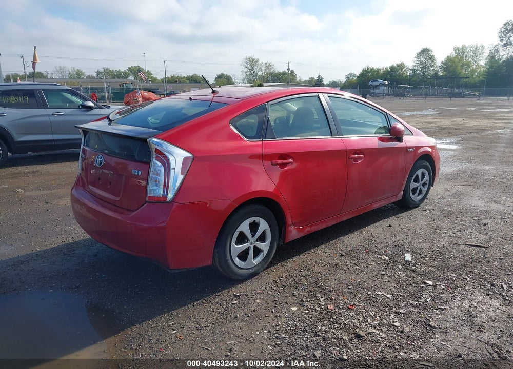 2015 TOYOTA PRIUS TWO VIN: JTDKN3DU8F1945662