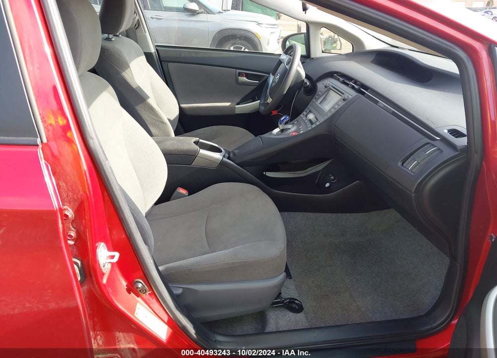 2015 TOYOTA PRIUS TWO VIN: JTDKN3DU8F1945662
