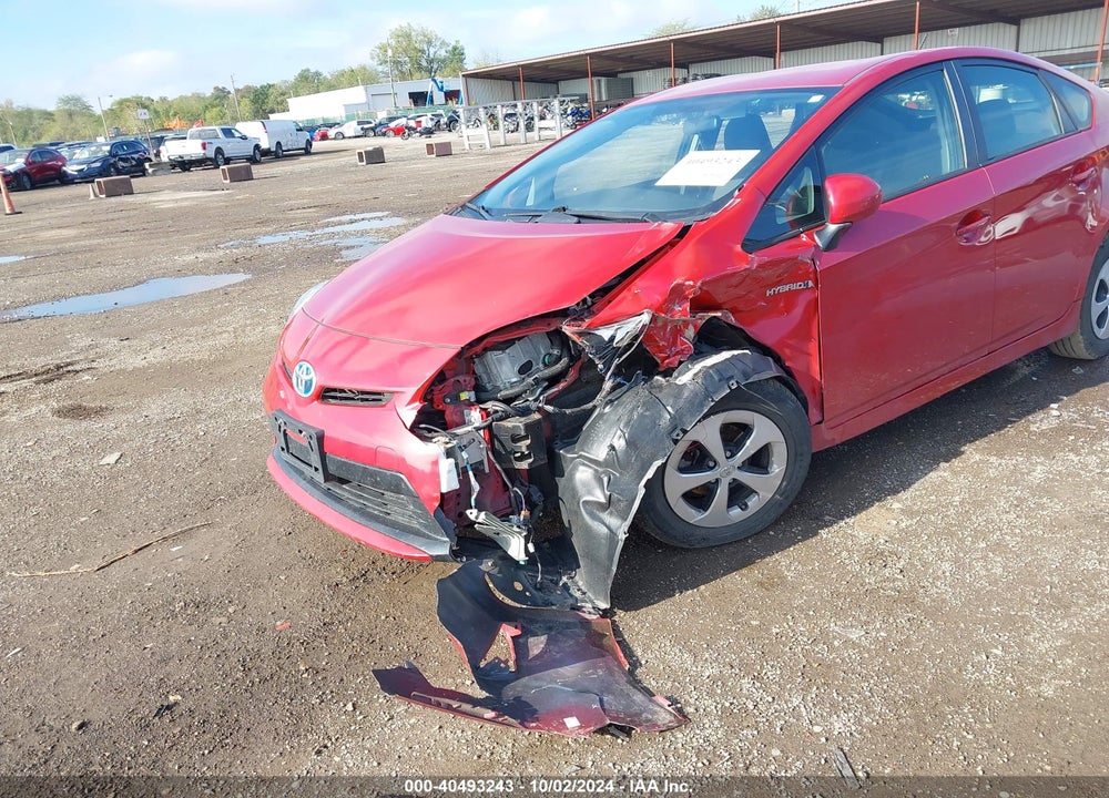 2015 TOYOTA PRIUS TWO VIN: JTDKN3DU8F1945662