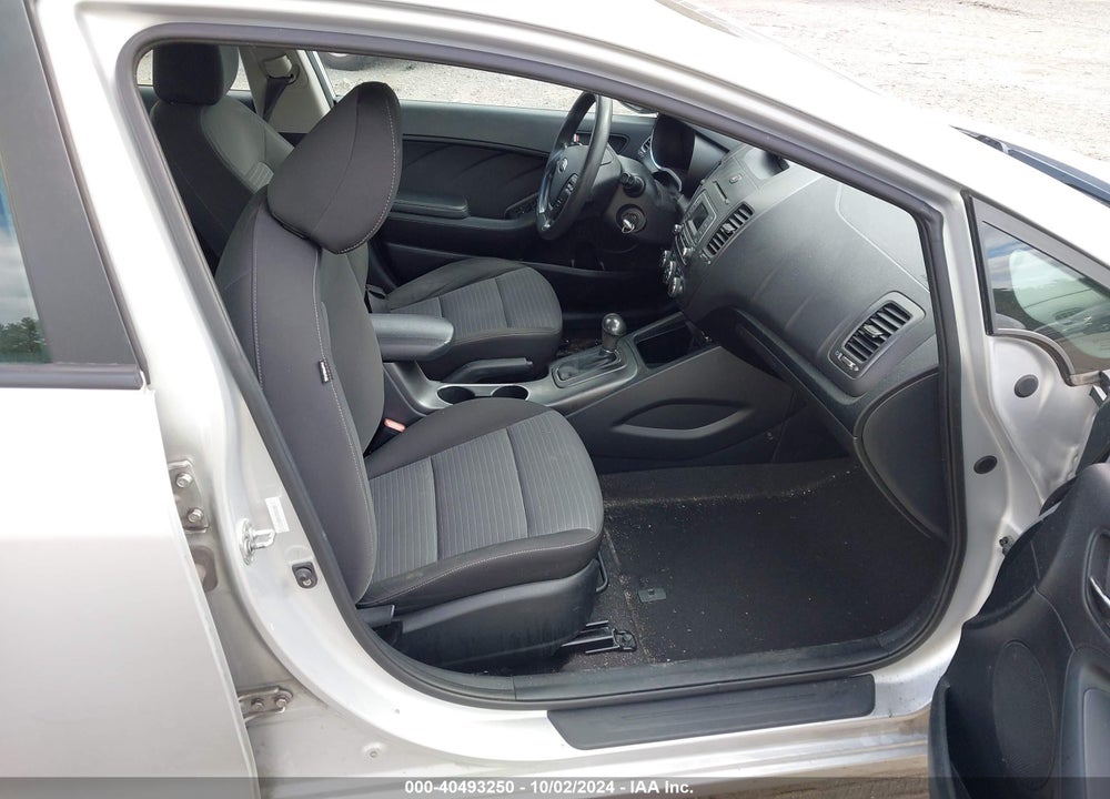2015 KIA FORTE LX VIN: KNAFX4A62F5399311
