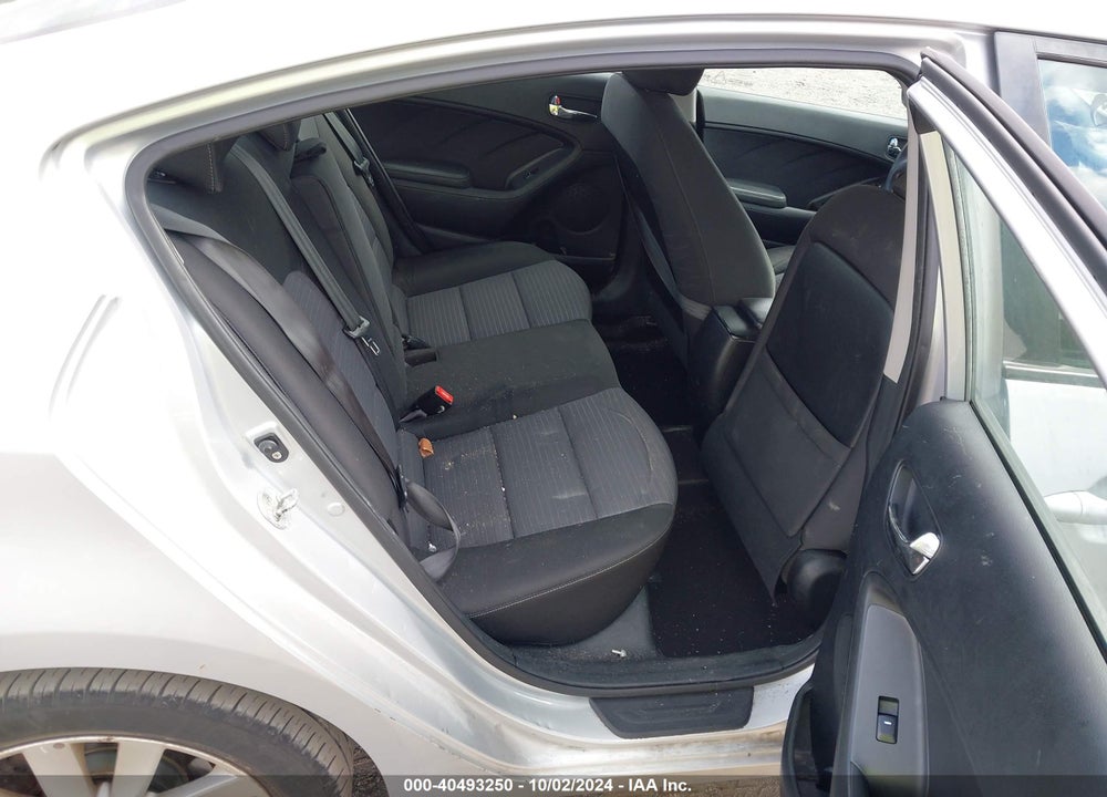 2015 KIA FORTE LX VIN: KNAFX4A62F5399311