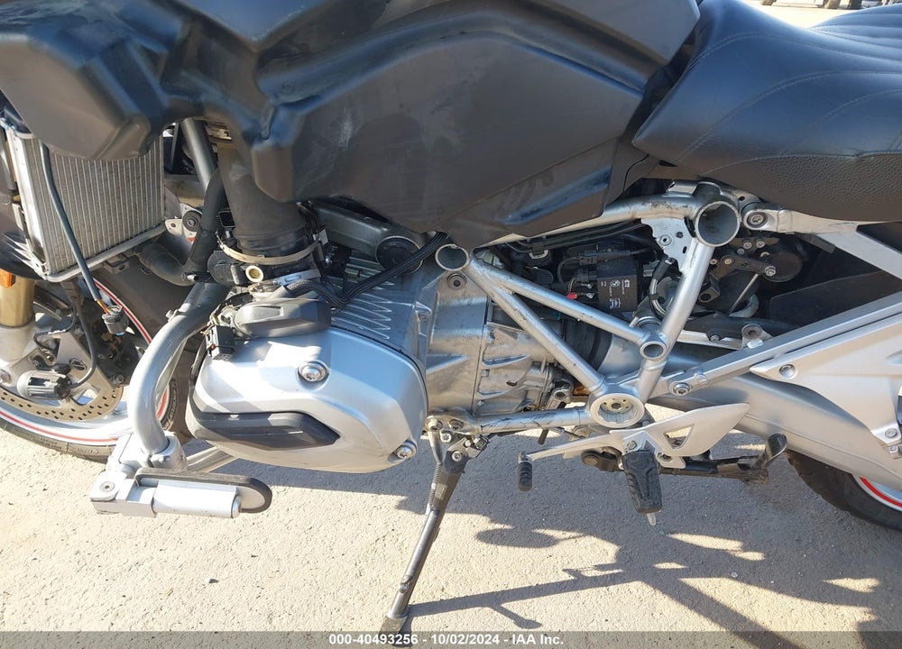 2014 BMW R1200 RT VIN: WB10A1304EZ191047