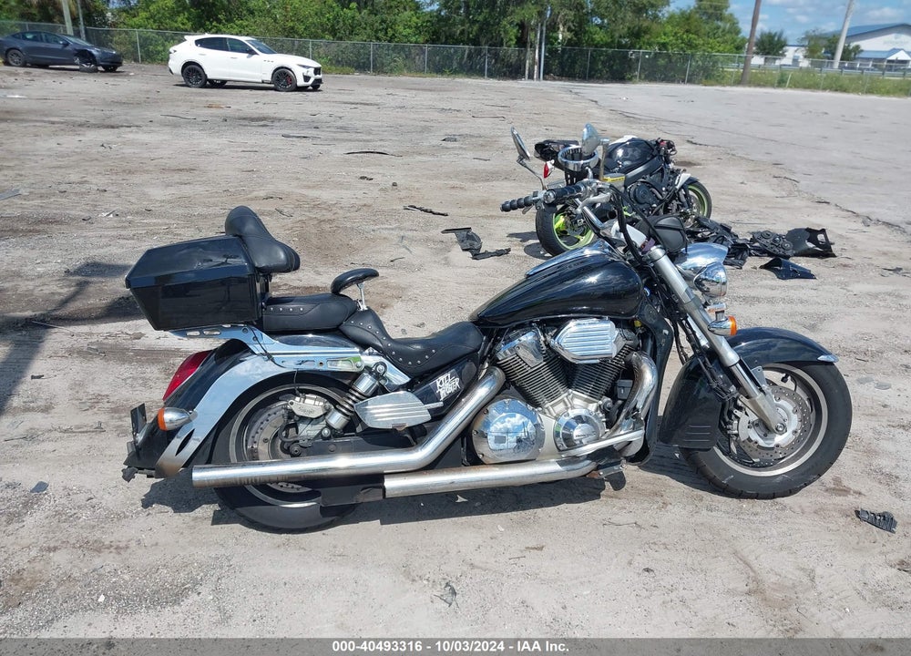2002 HONDA VTX1800 R VIN: 1HFSC49092A000141