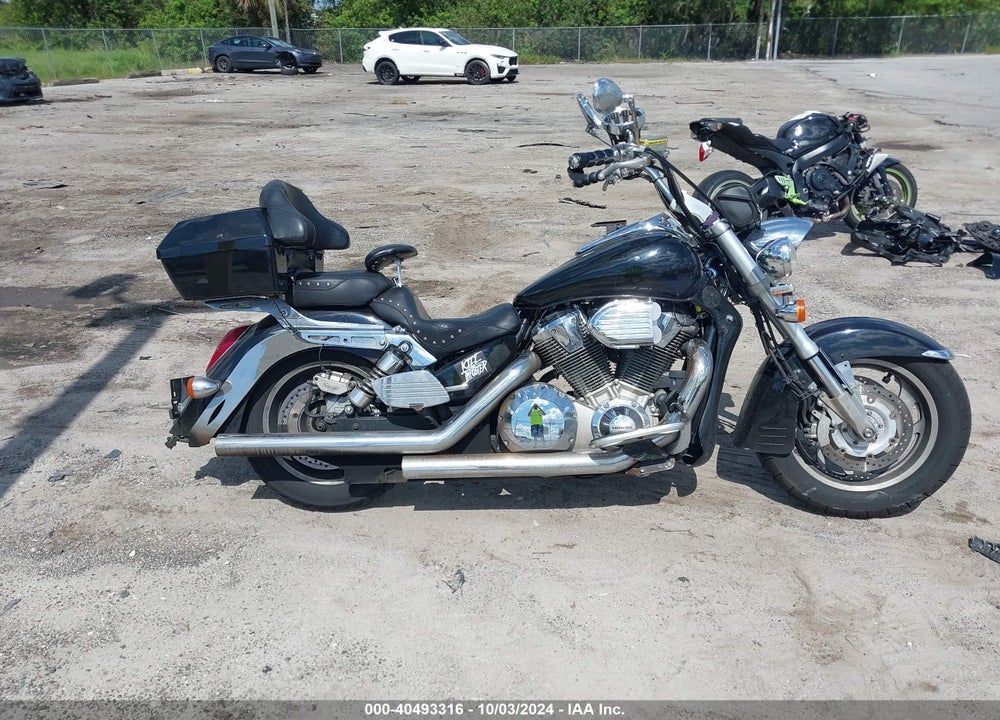 2002 HONDA VTX1800 R VIN: 1HFSC49092A000141