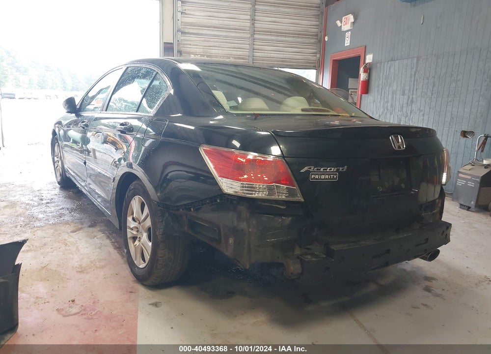2010 HONDA ACCORD 2.4 LX-P VIN: 1HGCP2F40AA018929