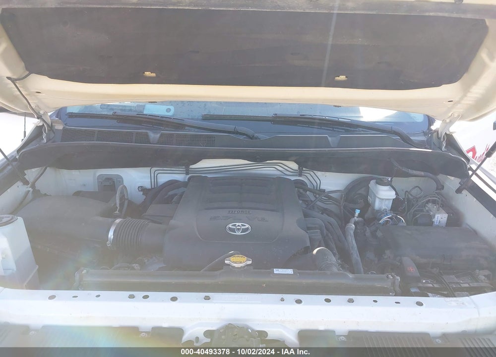 2016 TOYOTA TUNDRA SR5 5.7L V8 VIN: 5TFUW5F1XGX549378