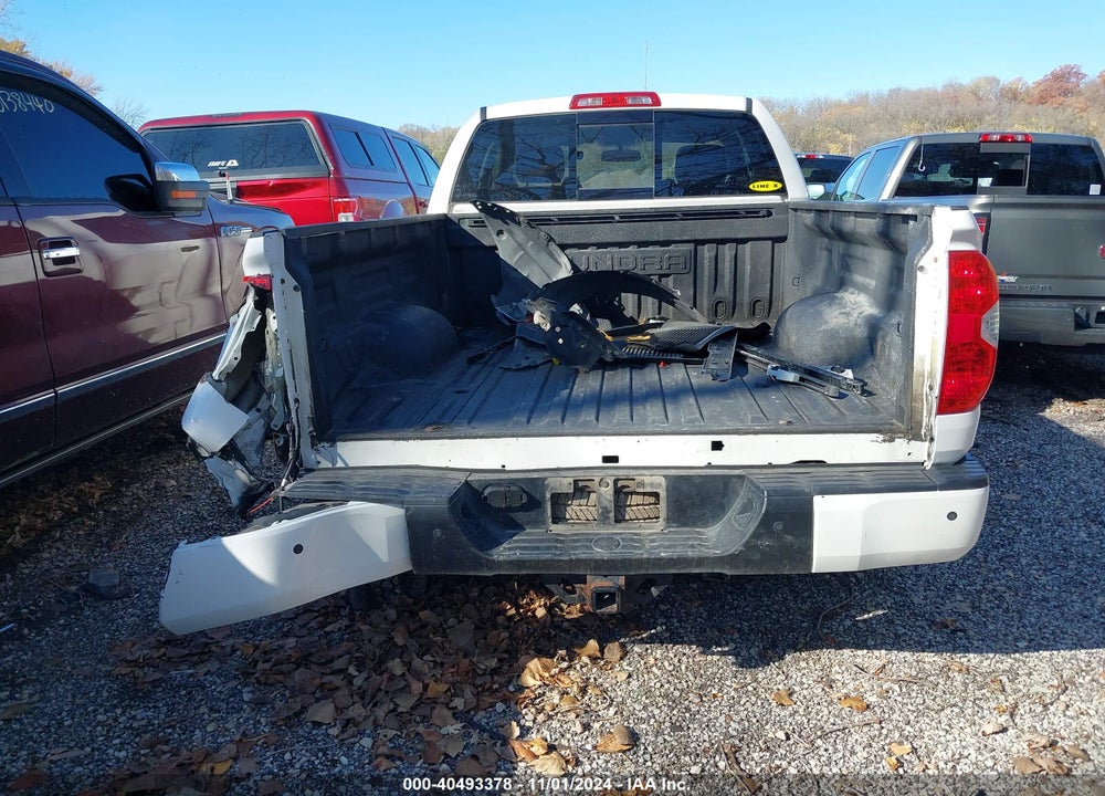 2016 TOYOTA TUNDRA SR5 5.7L V8 VIN: 5TFUW5F1XGX549378