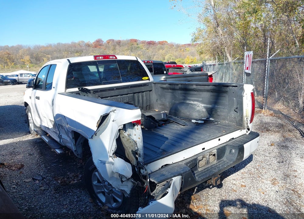 2016 TOYOTA TUNDRA SR5 5.7L V8 VIN: 5TFUW5F1XGX549378