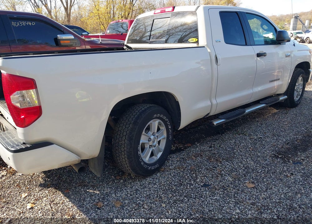 2016 TOYOTA TUNDRA SR5 5.7L V8 VIN: 5TFUW5F1XGX549378