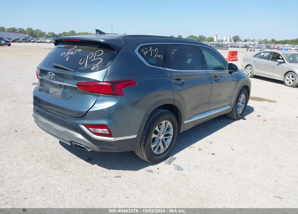 2020 HYUNDAI SANTA FE SEL VIN: 5NMS33AD4LH236156
