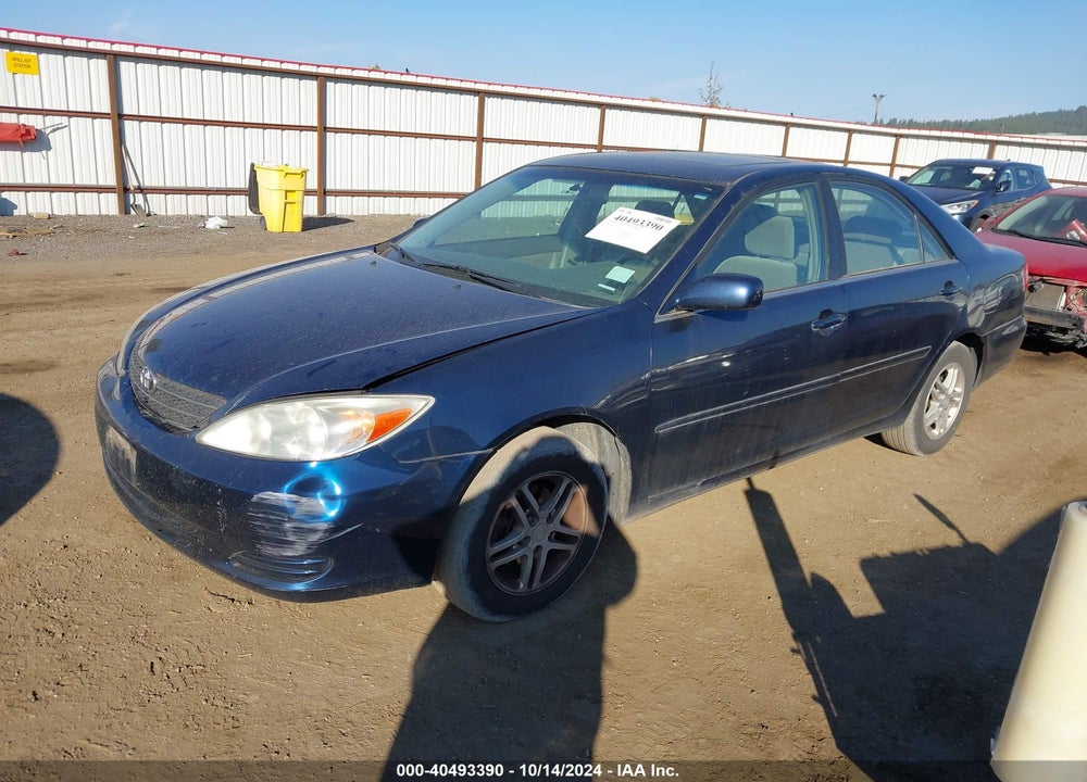 2004 TOYOTA CAMRY LE VIN: JTDBE32K040256297