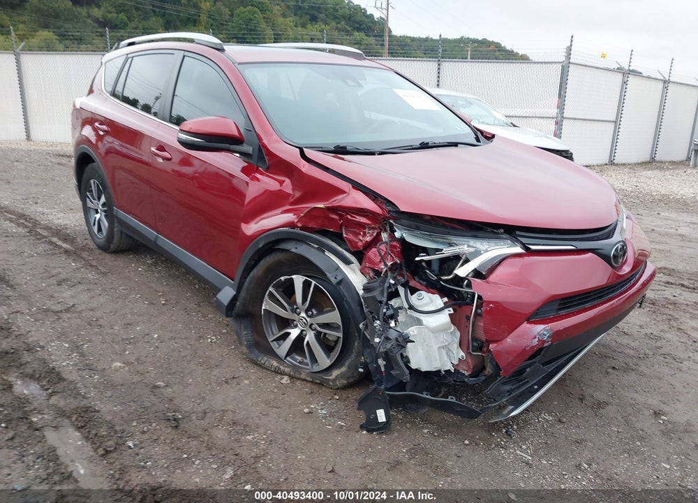 2018 TOYOTA RAV4 XLE VIN: 2T3WFREV1JW481133