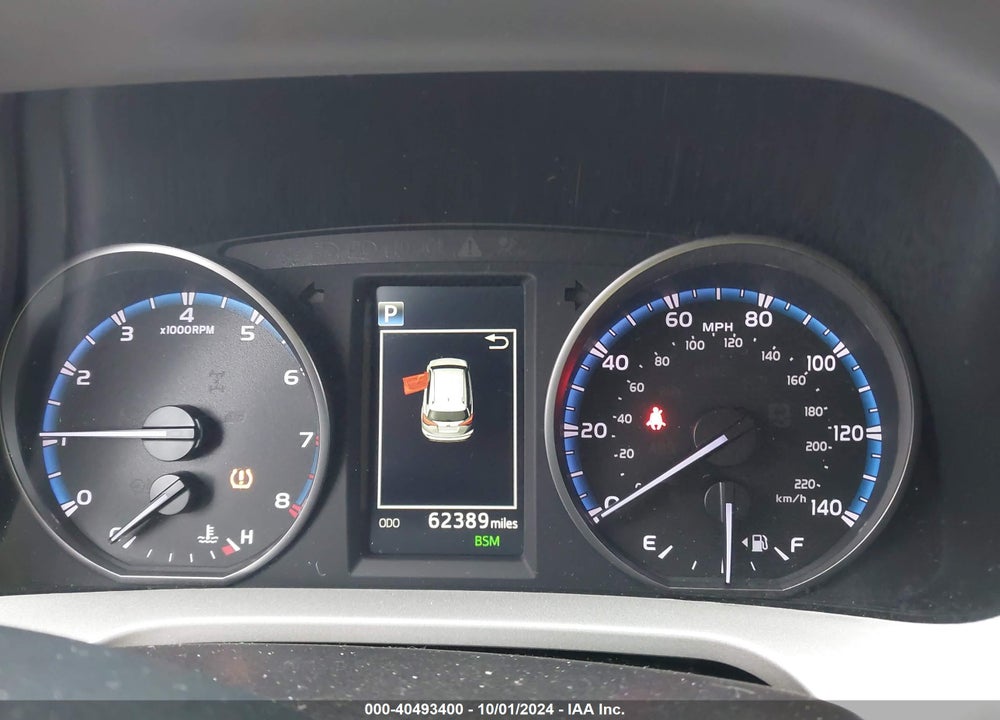 2018 TOYOTA RAV4 XLE VIN: 2T3WFREV1JW481133