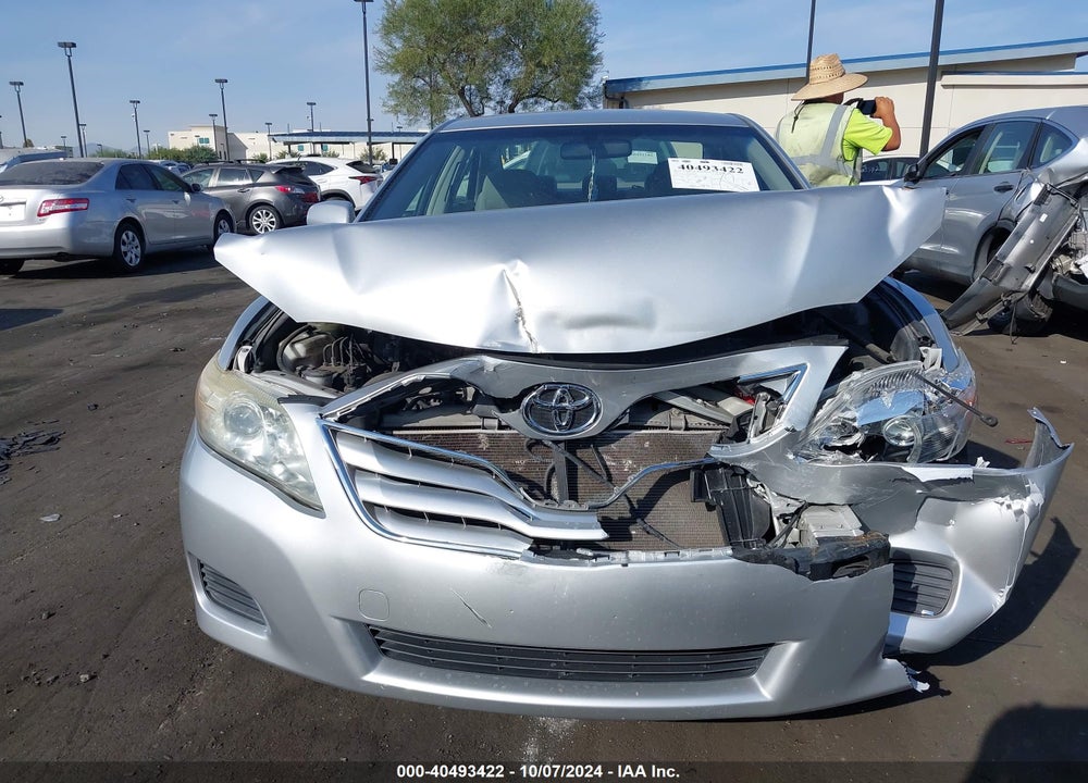 2011 TOYOTA CAMRY LE VIN: JTNBF3EK0B3010477