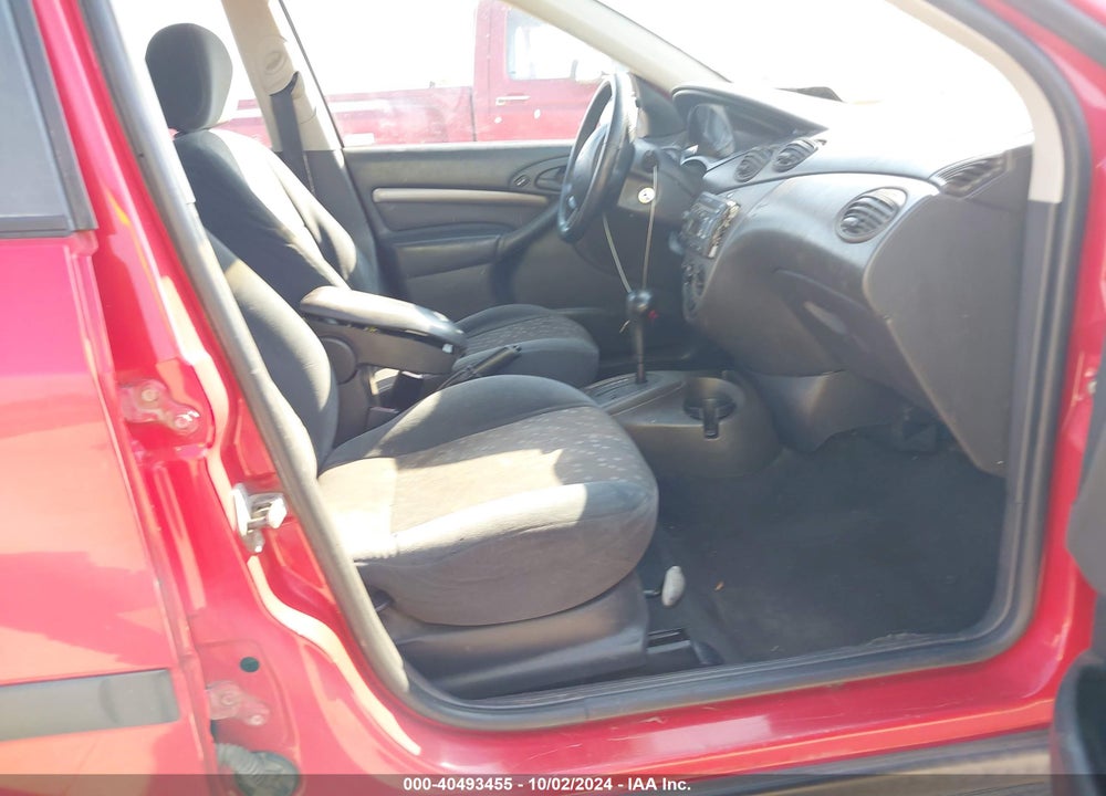 2001 FORD FOCUS SE VIN: 1FAFP34311W247690