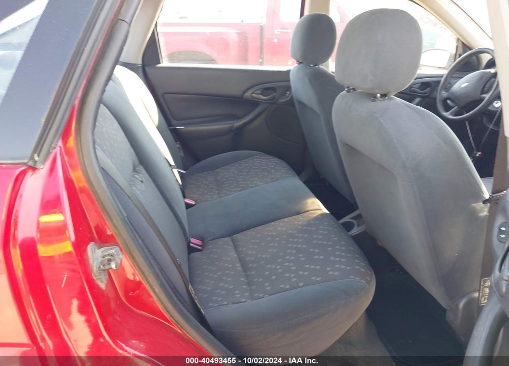 2001 FORD FOCUS SE VIN: 1FAFP34311W247690