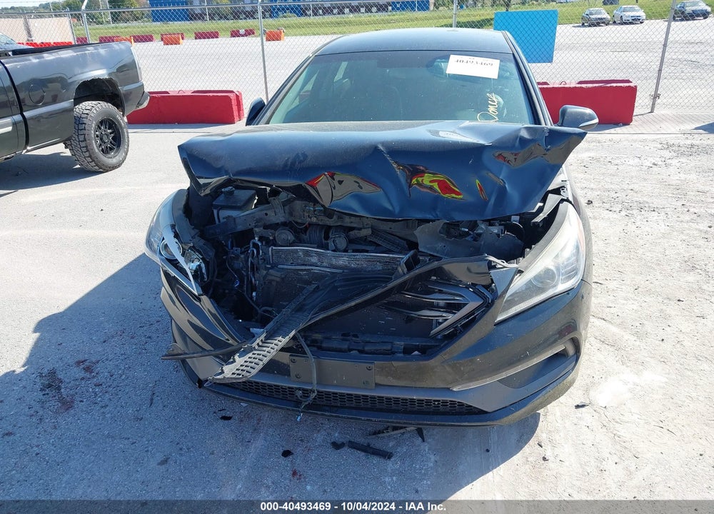 2015 HYUNDAI SONATA SPORT VIN: 5NPE34AF3FH255471
