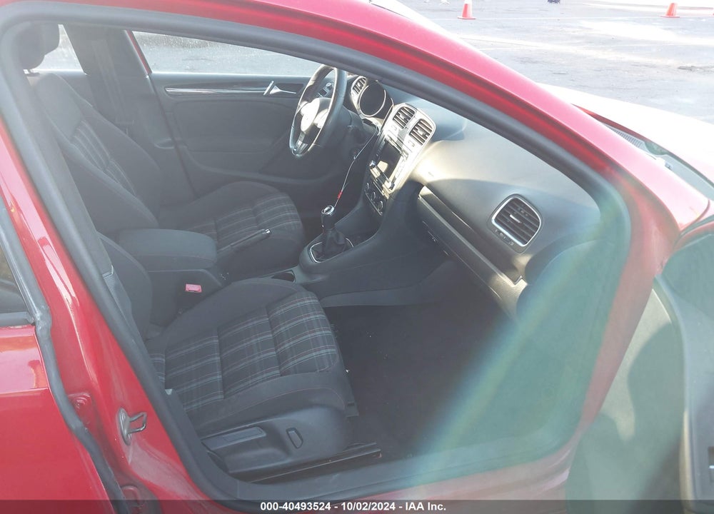 2012 VOLKSWAGEN GTI 4-DOOR VIN: WVWGV7AJ5CW015224