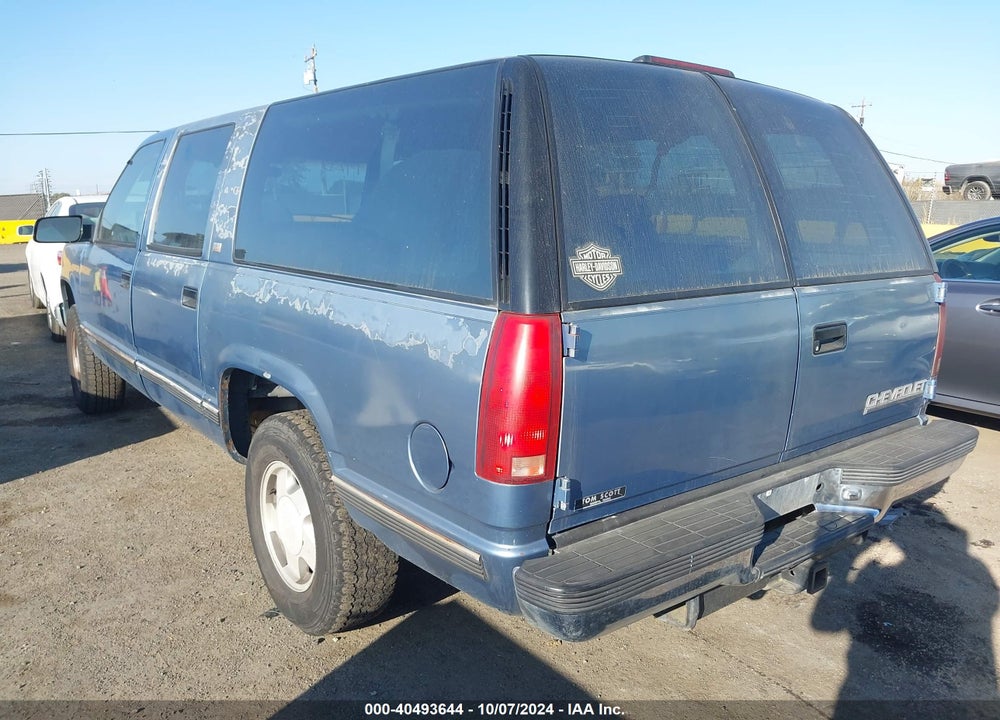 1994 CHEVROLET SUBURBAN K1500 VIN: 1GNFK16K1RJ337925