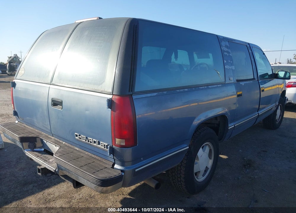 1994 CHEVROLET SUBURBAN K1500 VIN: 1GNFK16K1RJ337925