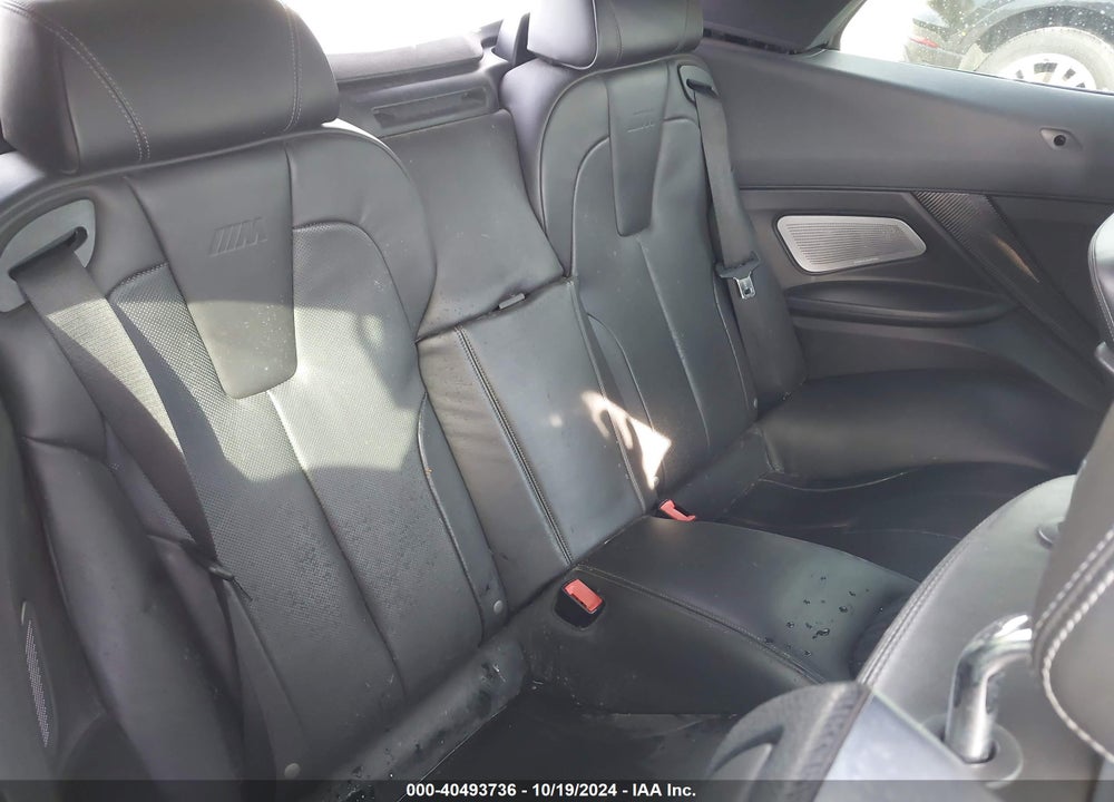 2016 BMW M6 VIN: WBS6G9C5XGD931974