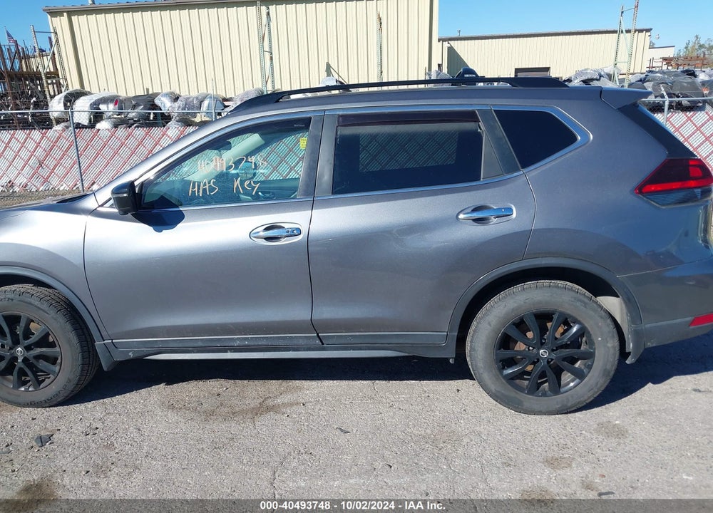2018 NISSAN ROGUE SV VIN: 5N1AT2MV0JC755321