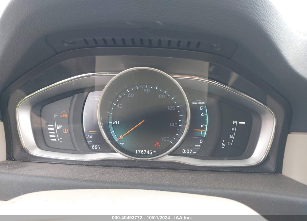 2016 VOLVO XC70 T5 PREMIER VIN: YV4612NK5G1238764
