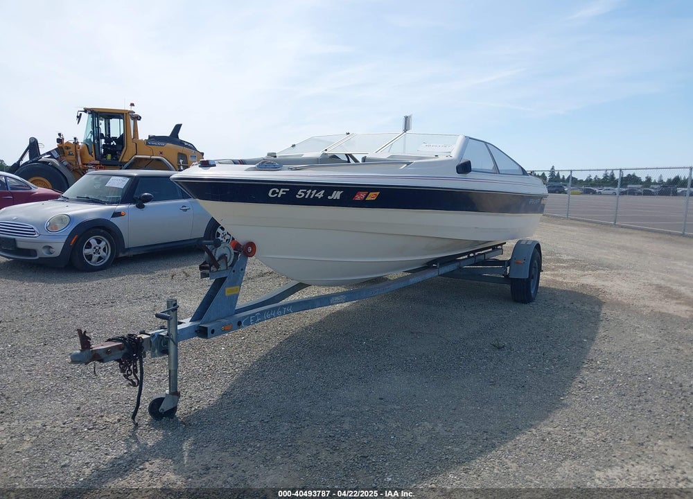 1986 BAYLINER PLEASURE VIN: BL3D40CXH586