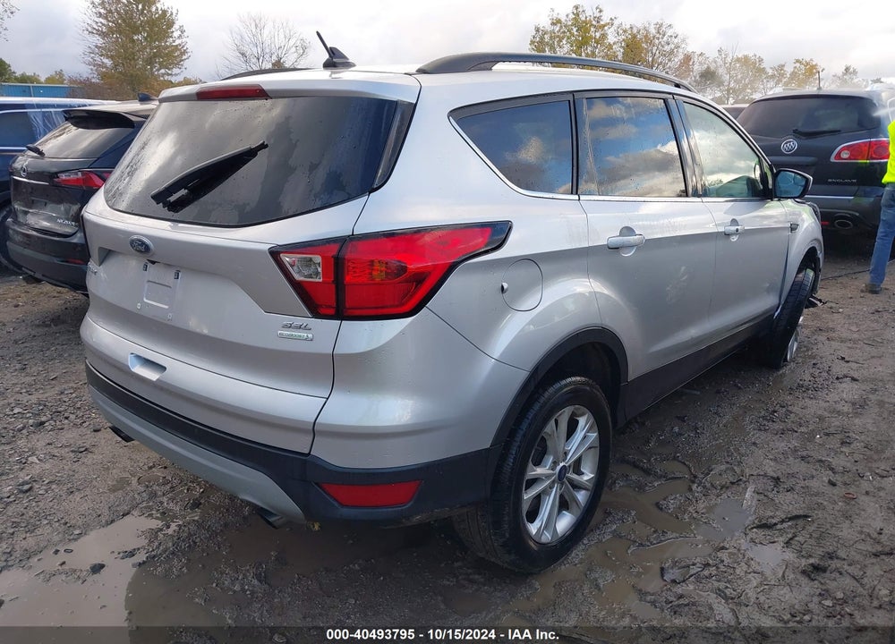 2019 FORD ESCAPE SEL VIN: 1FMCU0HD2KUA31959