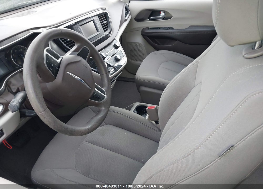 2017 CHRYSLER PACIFICA LX VIN: 2C4RC1CG2HR837167