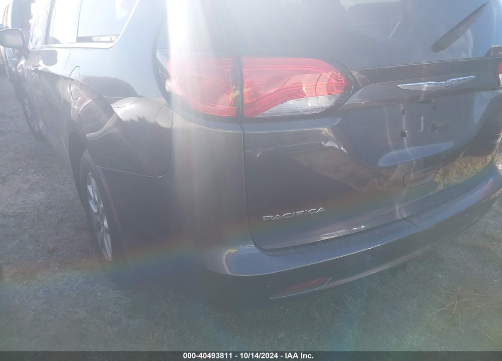 2017 CHRYSLER PACIFICA LX VIN: 2C4RC1CG2HR837167