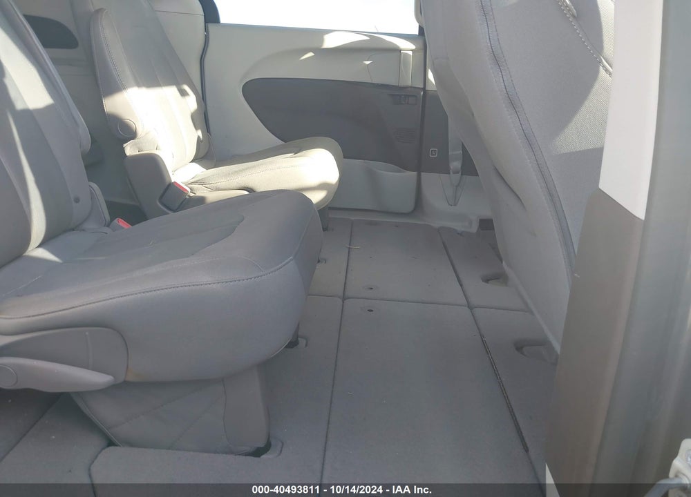 2017 CHRYSLER PACIFICA LX VIN: 2C4RC1CG2HR837167
