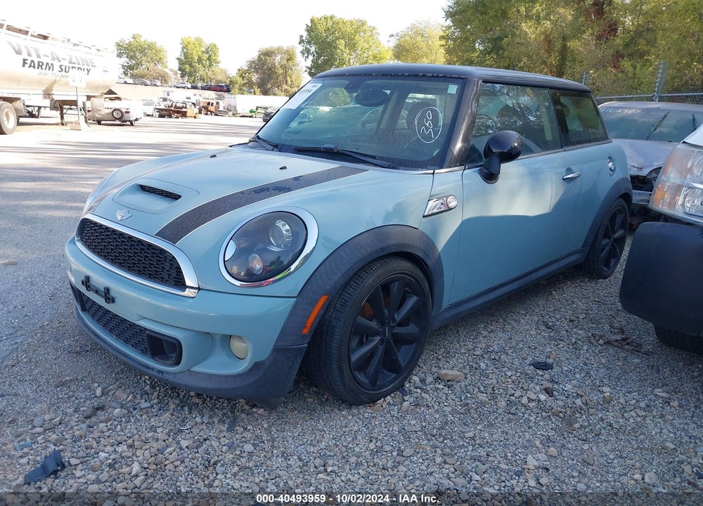 2012 MINI COOPER S VIN: WMWSV3C54CTY27129
