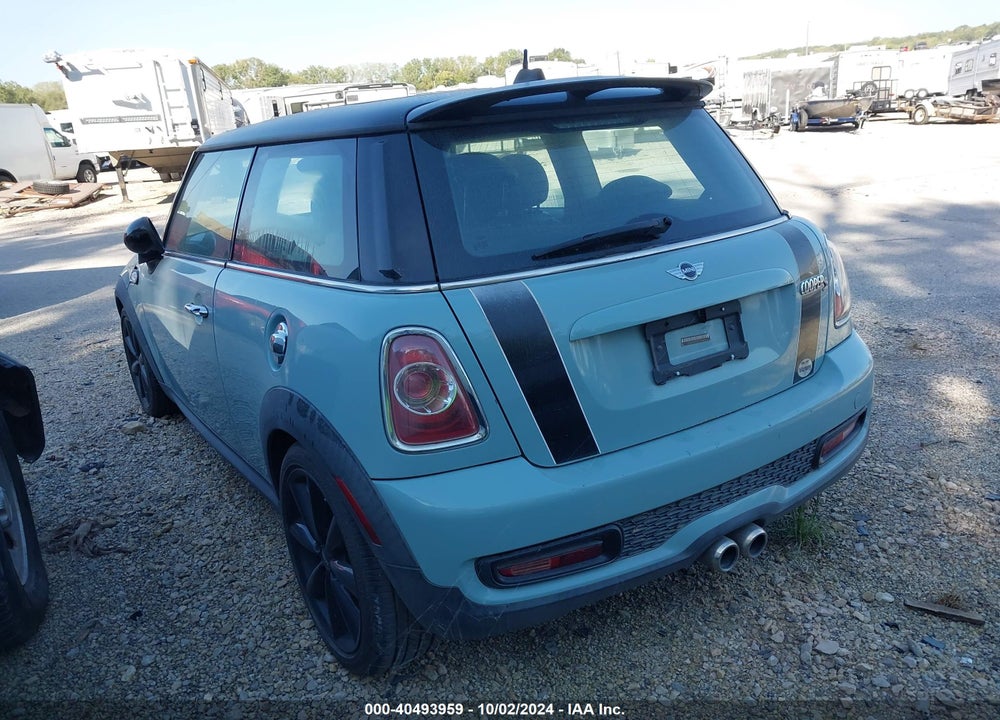 2012 MINI COOPER S VIN: WMWSV3C54CTY27129