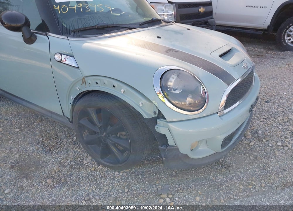 2012 MINI COOPER S VIN: WMWSV3C54CTY27129