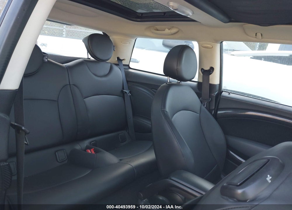 2012 MINI COOPER S VIN: WMWSV3C54CTY27129