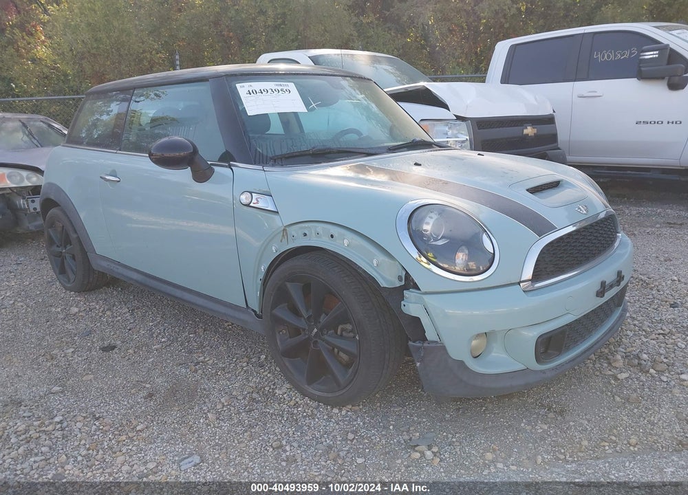 2012 MINI COOPER S VIN: WMWSV3C54CTY27129