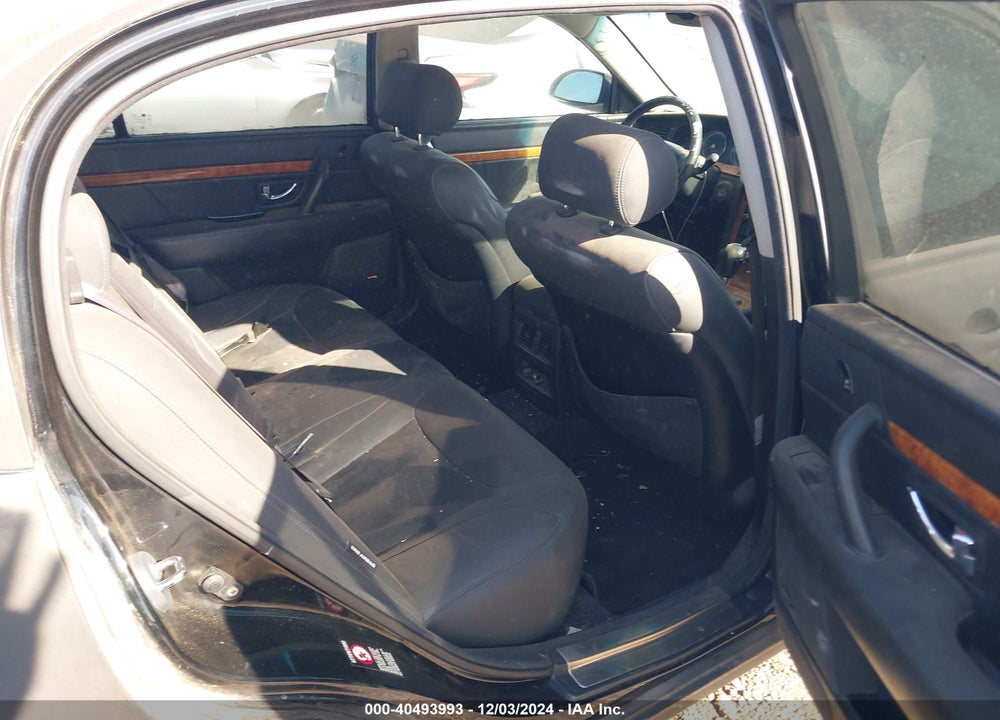 2004 KIA AMANTI VIN: KNALD124345032129
