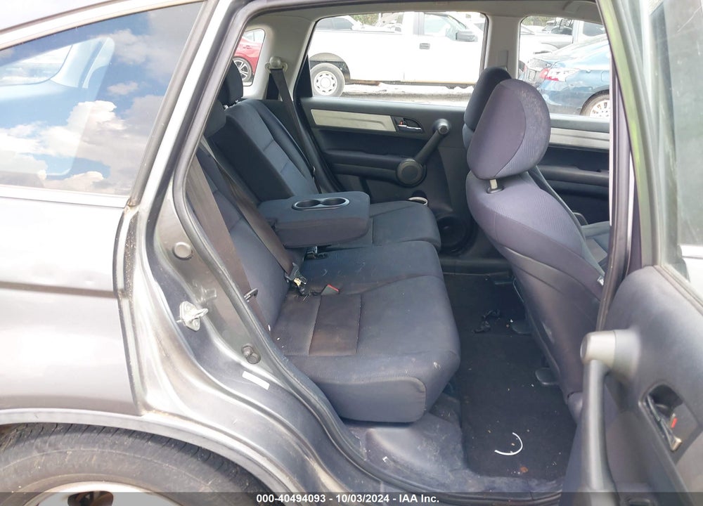 2010 HONDA CR-V LX VIN: 5J6RE3H30AL046091