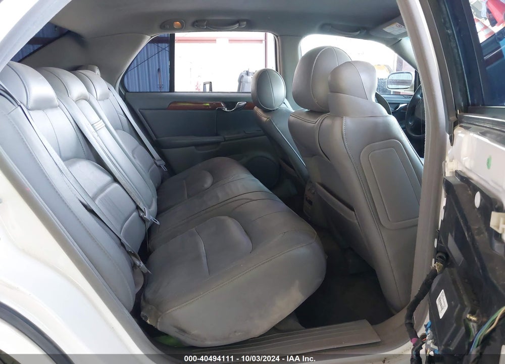 2005 CADILLAC DEVILLE LIVERY VIN: 1G6KD54Y35U118783