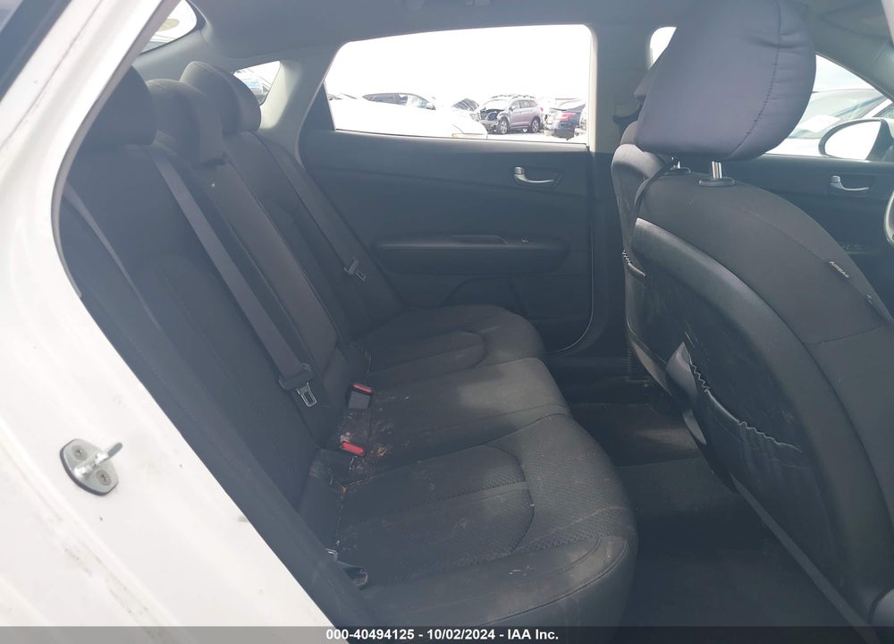 2016 KIA OPTIMA LX VIN: KNAGT4L31G5099196