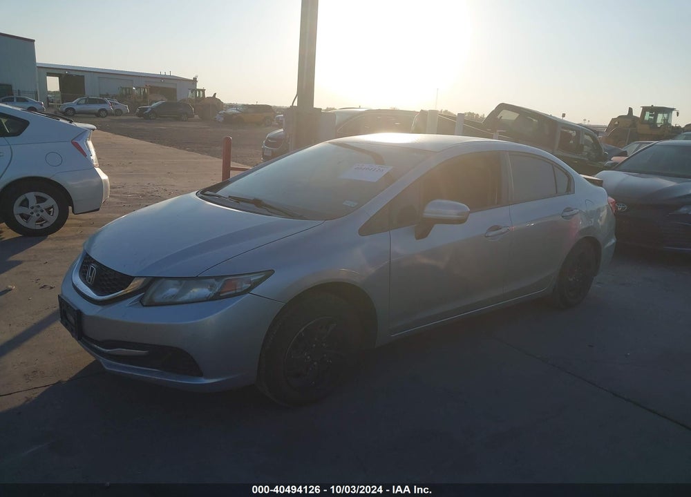 2015 HONDA CIVIC LX VIN: 19XFB2F52FE081313