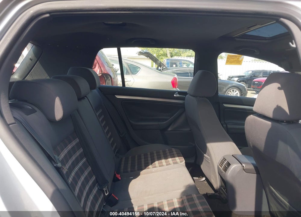 2008 VOLKSWAGEN GTI 4-DOOR VIN: WVWHV71K88W117881