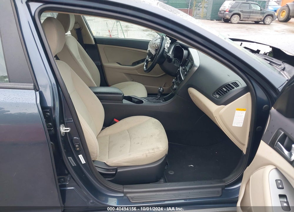 2015 KIA OPTIMA HYBRID VIN: KNAGM4AD8F5077526