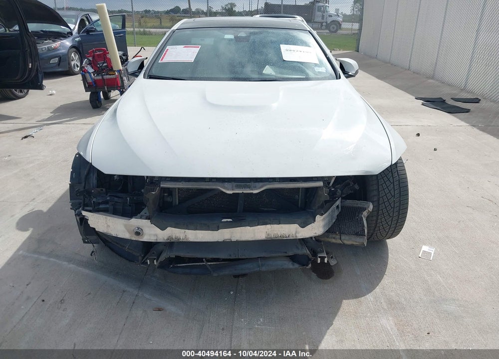 2015 BMW M4 VIN: WBS3R9C5XFK331821