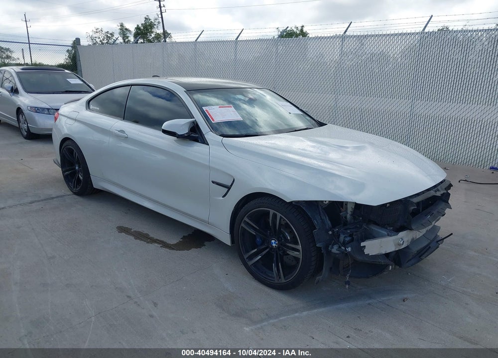 2015 BMW M4 VIN: WBS3R9C5XFK331821