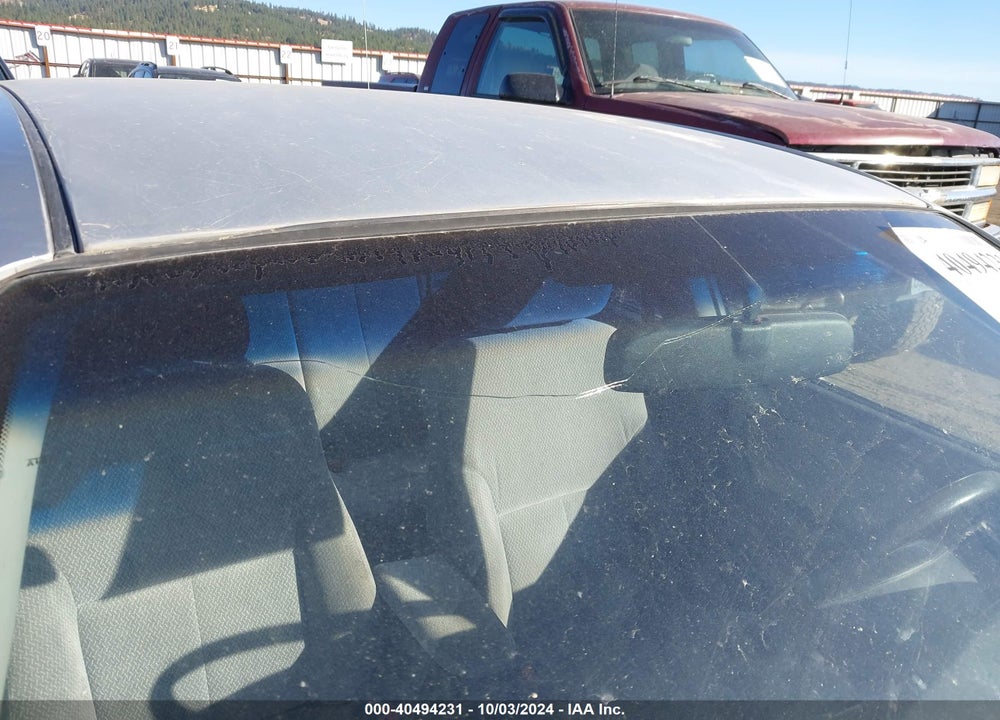 2003 KIA SPECTRA LS VIN: KNAFB121935297838