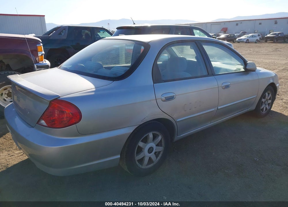 2003 KIA SPECTRA LS VIN: KNAFB121935297838
