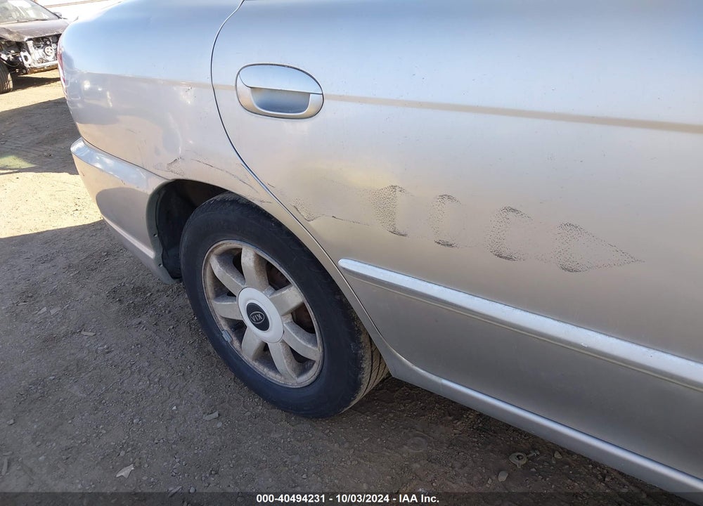 2003 KIA SPECTRA LS VIN: KNAFB121935297838